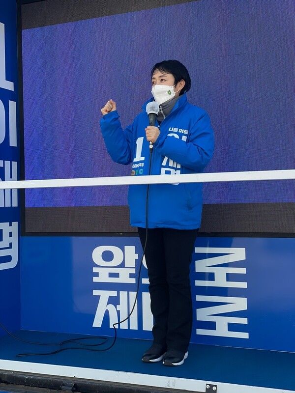 [2026 안산시장 선거, ‘최초’에 도전한다] ①안산의 유리천장 깰까… ‘최초의 여성 시장’ 정조준하는 천영미